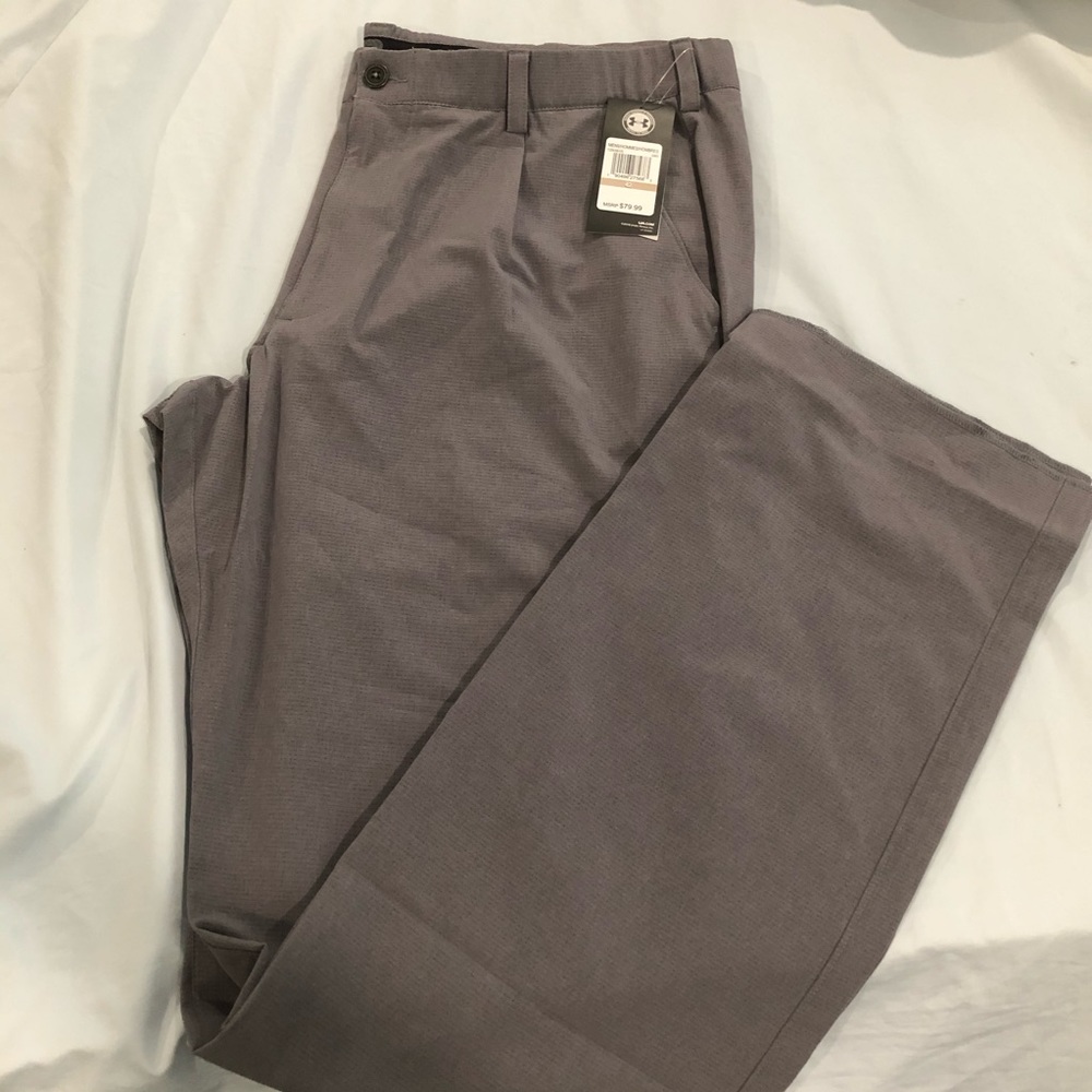 New men’s size 42 dress pant under armour
